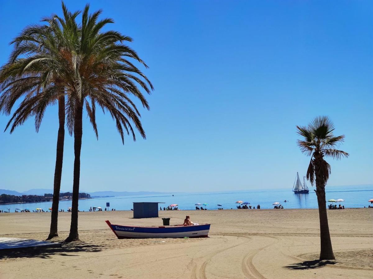 Spacious Beachfront Town House In Estepona With Fully Equipped Kitchen, Pools, Garden, Sea View エクステリア 写真
